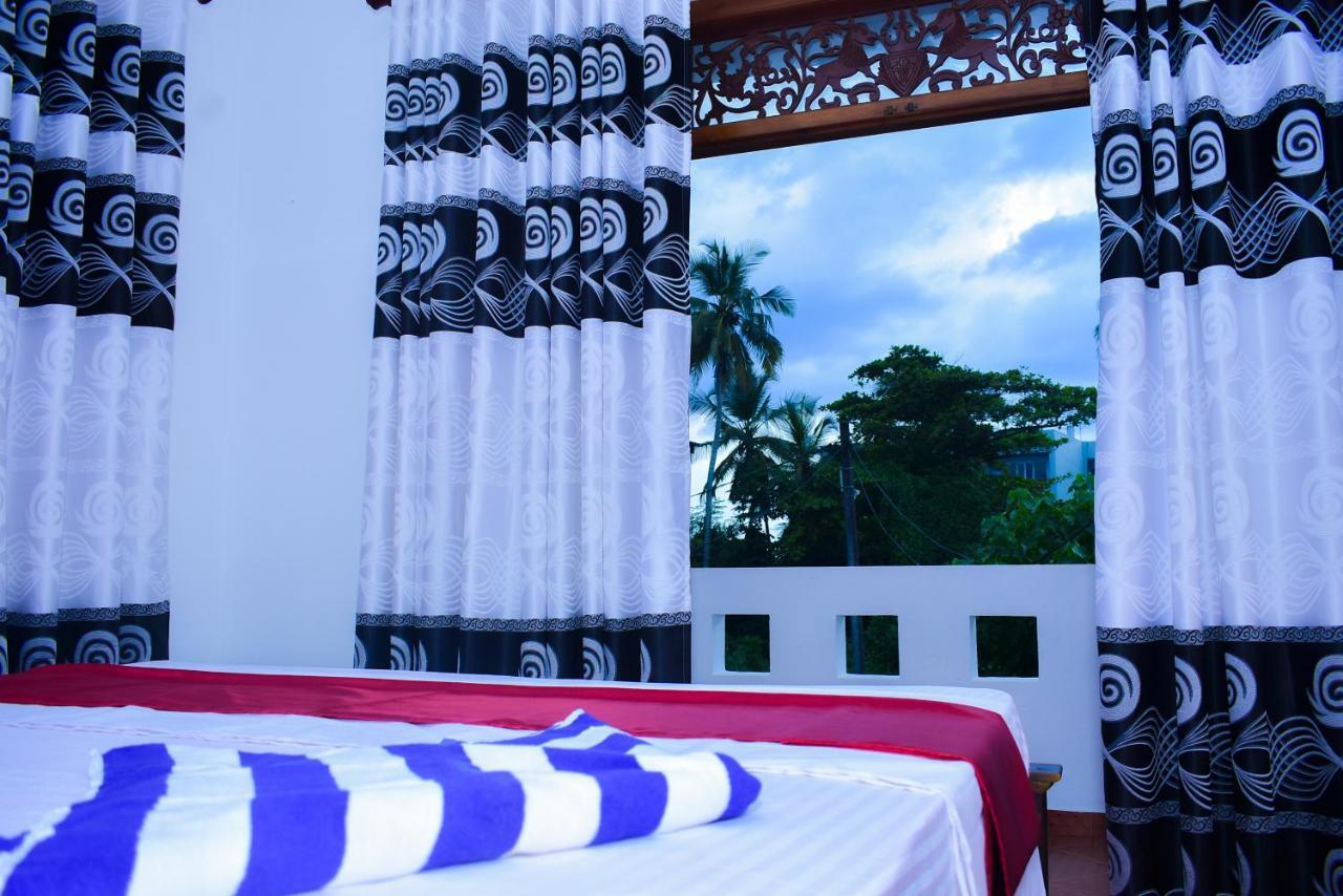 Felicia Villa Hikkaduwa Esterno foto